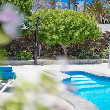 Whitney פוארטו דל כרמן